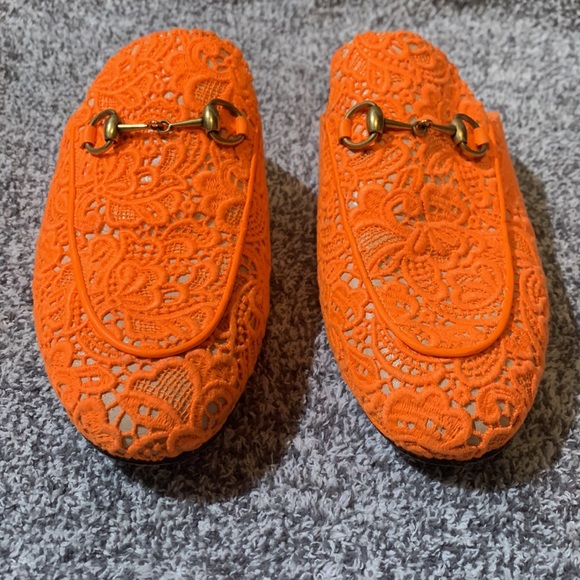 Gucci Lace Floral Princetown - Picture 4 of 16